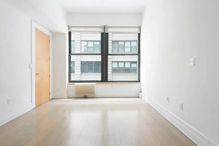 New York City Real Estate | View 252 South Street, 7E | room 8 | View 9