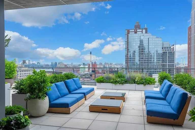 New York City Real Estate | View 252 South Street, 7E | room 20 | View 21