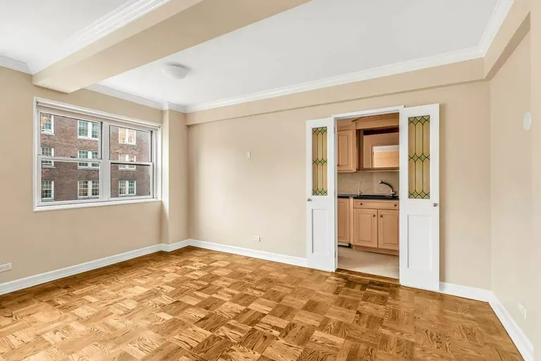 New York City Real Estate | View 404 East 79th Street, 12D | room 1 | View 2