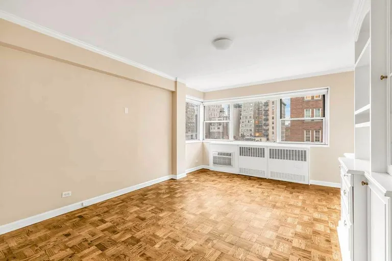 New York City Real Estate | View 404 East 79th Street, 12D | room 4 | View 5