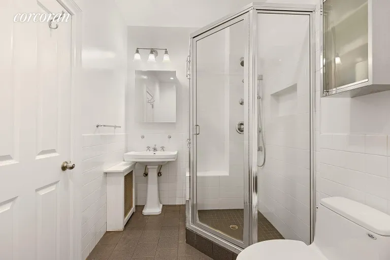 New York City Real Estate | View 153 Bedford Avenue | Full Bathroom | View 10