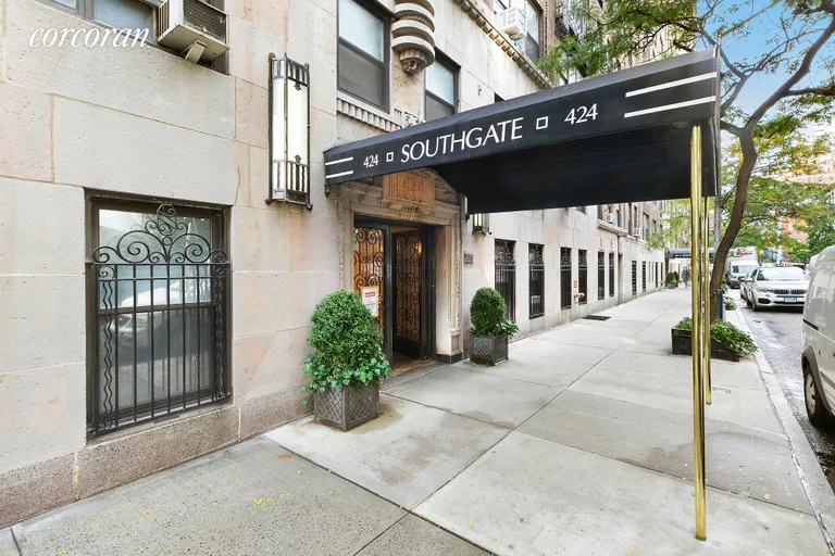 New York City Real Estate | View 424 EAst 52nd Street, 5C | Building | View 8