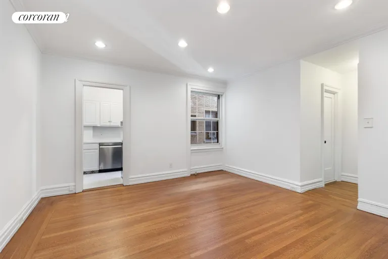 New York City Real Estate | View 115 Willow Street, 4E | Living Room | View 7