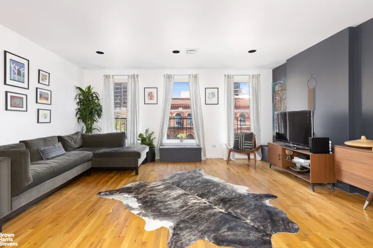 New York City Real Estate | View 277 Fifth Avenue, 11B | 1 Bed, 1 Bath | View 1