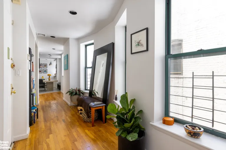 New York City Real Estate | View 277 Fifth Avenue, 11B | room 3 | View 4