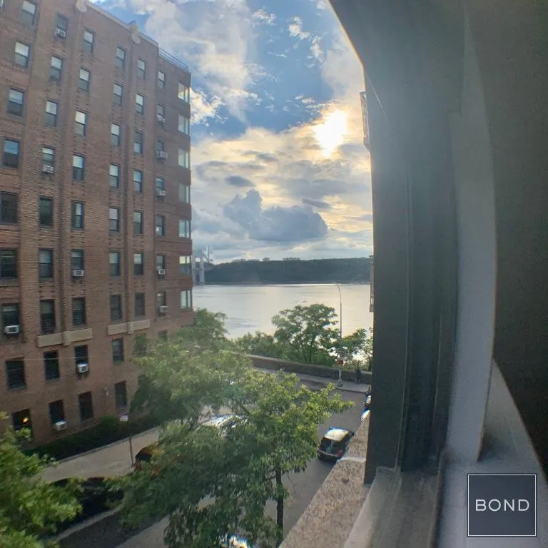 New York City Real Estate | View 170 West End Avenue, 27R | room 3 | View 4