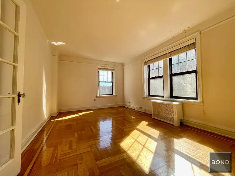 New York City Real Estate | View 170 West End Avenue, 27R | room 6 | View 7