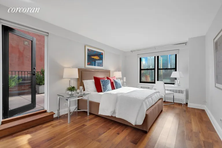 New York City Real Estate | View 220 East 54th Street, 11H | room 5 | View 6