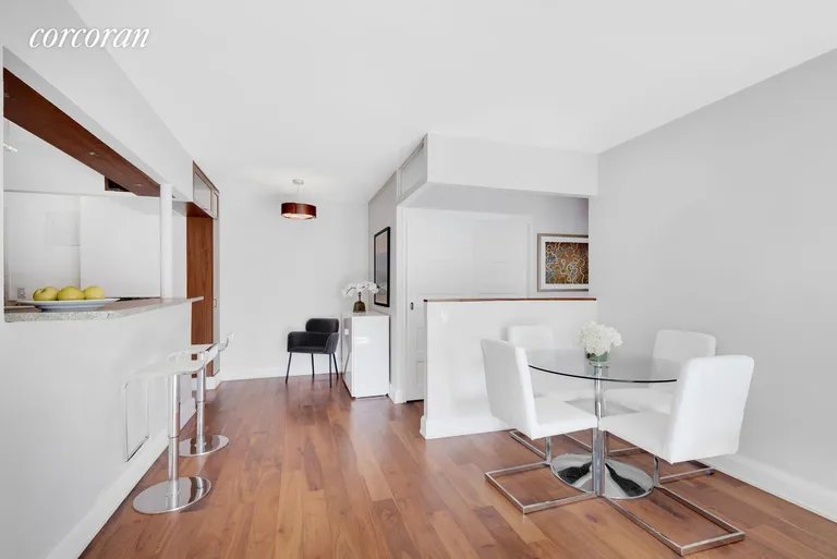 New York City Real Estate | View 220 East 54th Street, 11H | room 4 | View 5