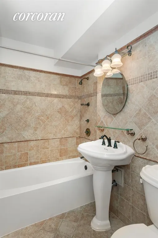 New York City Real Estate | View 340 East 64th Street, 8F | Bathroom | View 6