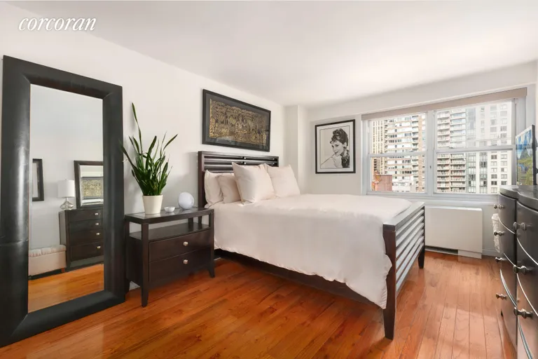 New York City Real Estate | View 400 East 77th Street, 12B | A Spacious Oasis to Rest... | View 6