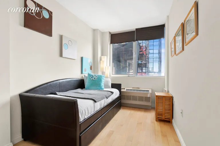 New York City Real Estate | View 255 1st Street, 9B | Bedroom | View 4