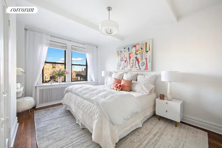 New York City Real Estate | View 23 West 73rd Street, 1014 | room 4 | View 5