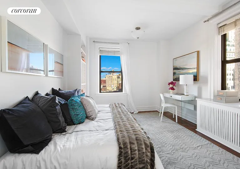 New York City Real Estate | View 23 West 73rd Street, 1014 | room 7 | View 8