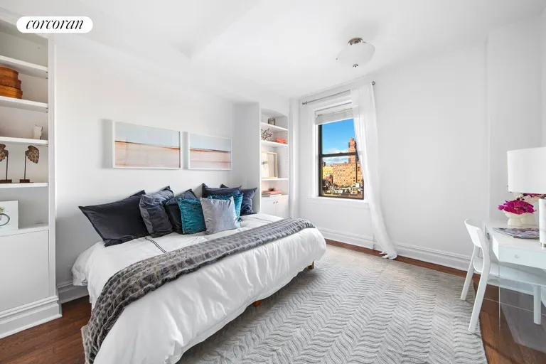New York City Real Estate | View 23 West 73rd Street, 1014 | room 8 | View 9
