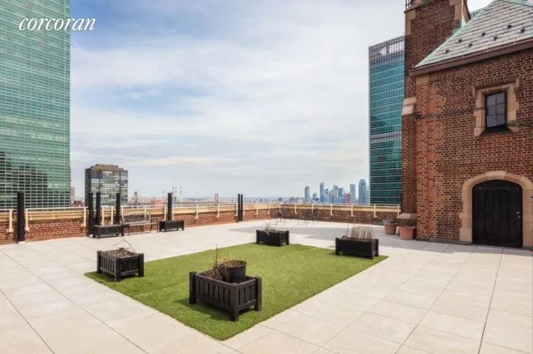 New York City Real Estate | View 45 Tudor City Place, 917 | Roof Deck | View 7