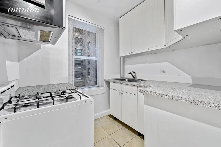 New York City Real Estate | View 110 East 87th Street, 3C | Kitchen | View 6