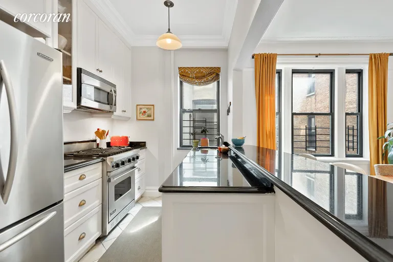 New York City Real Estate | View 305 8th Avenue, B1 | Kitchen | View 3