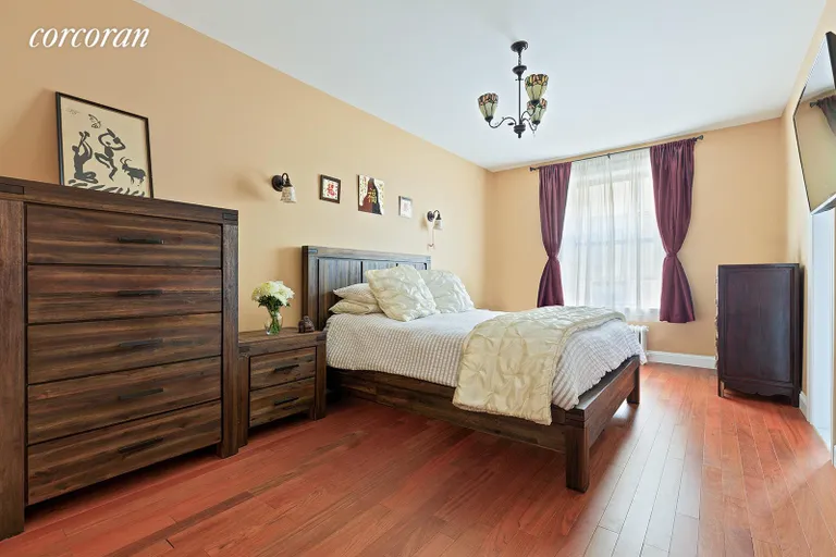 New York City Real Estate | View 225 Eastern Parkway, 3C | Bedroom | View 4