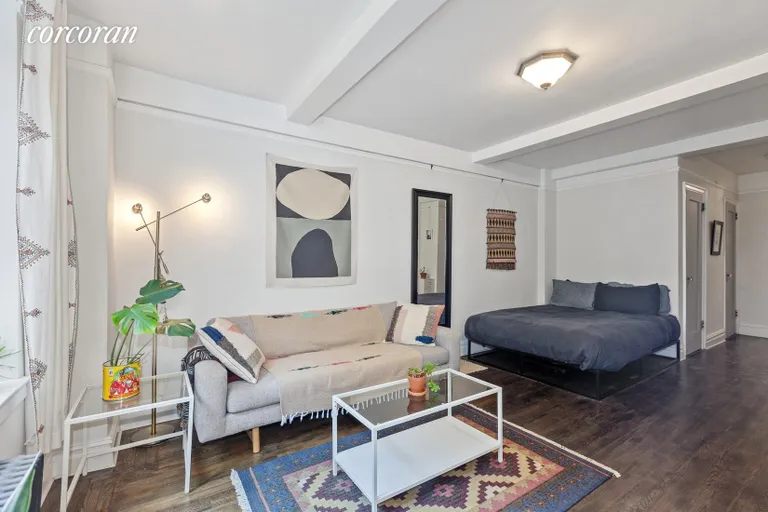 New York City Real Estate | View 101 Lafayette Avenue, 8M | Living Room | View 2