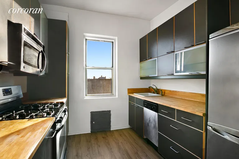 New York City Real Estate | View 930 Saint Nicholas Avenue, 63 | Kitchen | View 4