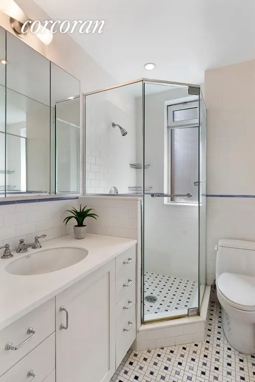 New York City Real Estate | View 334 West 86th Street, 15A | Full Bathroom | View 9