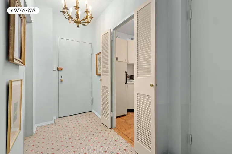 New York City Real Estate | View 110 East 57th Street, 6B | room 3 | View 4