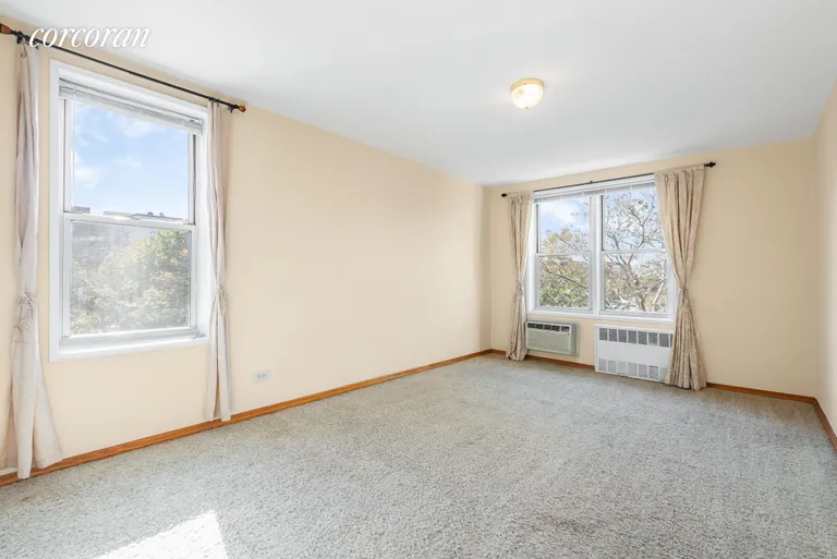 New York City Real Estate | View 820 Ocean Parkway, 515 | room 2 | View 3