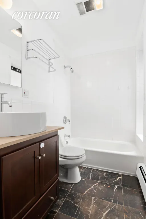 New York City Real Estate | View 1520 Bedford Avenue, 4A | Primary Bathroom | View 6