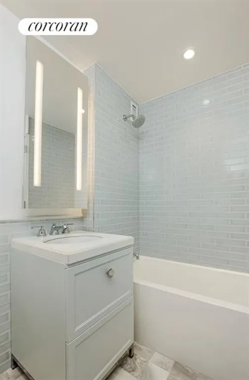 New York City Real Estate | View 389 East 89th Street, 15C | room 4 | View 5