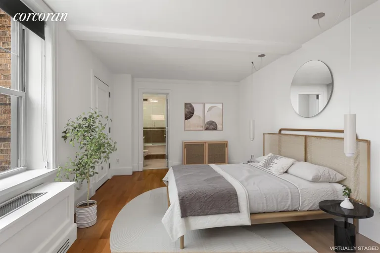 New York City Real Estate | View 27 West 72nd Street, 1009 | Bedroom | View 2