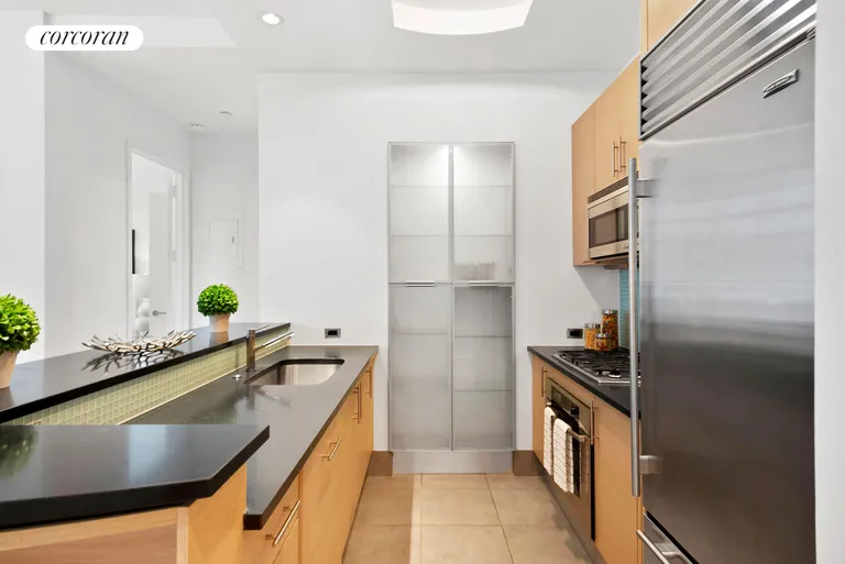 New York City Real Estate | View 325 Fifth Avenue, 21G | Kitchen | View 3