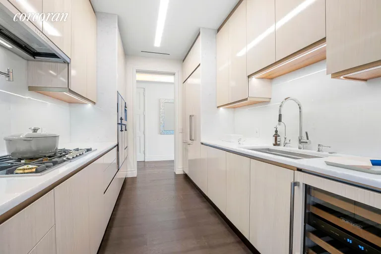 New York City Real Estate | View 35 Hudson Yards, 6502 | Kitchen | View 7