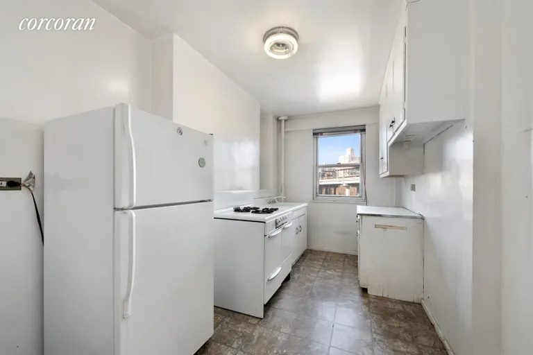 New York City Real Estate | View 477 Fdr Drive, M703 | Windowed Kitchen | View 2