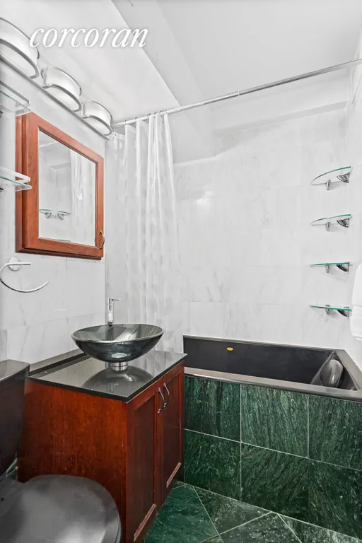 New York City Real Estate | View 357 East 57th Street, 9A | Bathroom | View 4