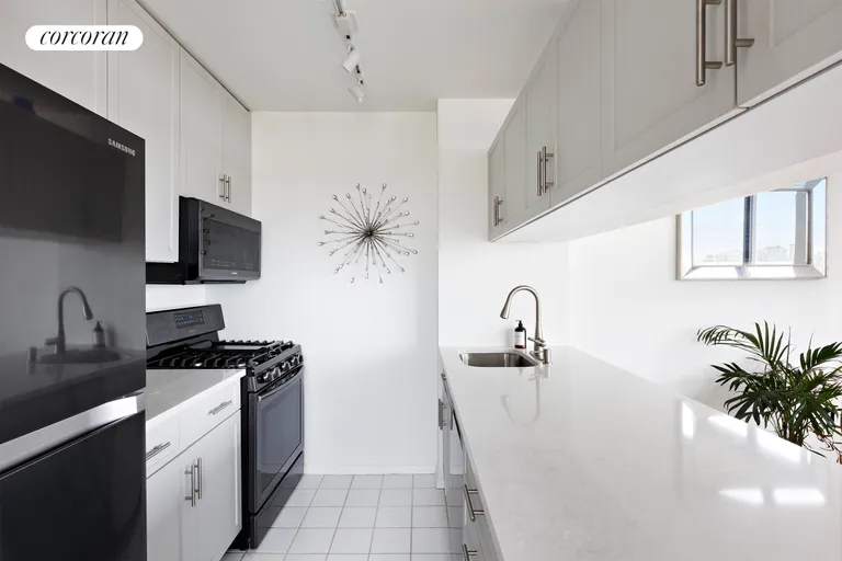 New York City Real Estate | View 350 West 50th Street, PH3C | Kitchen | View 5