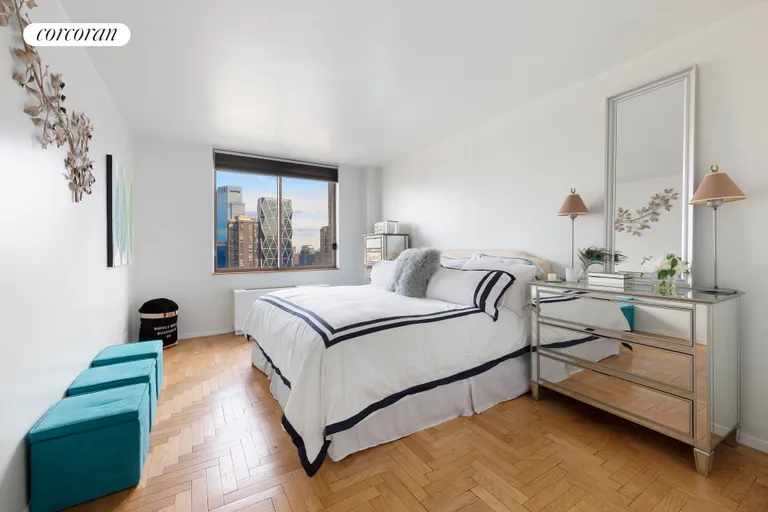 New York City Real Estate | View 350 West 50th Street, PH3C | room 5 | View 6