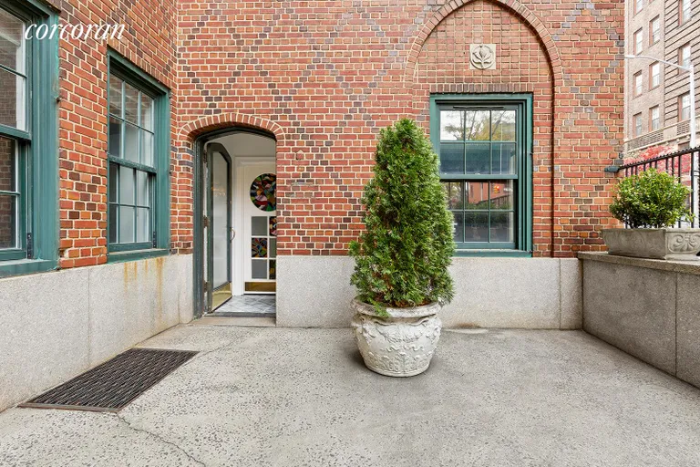 New York City Real Estate | View 160 Henry Street, 1DE | Building | View 7