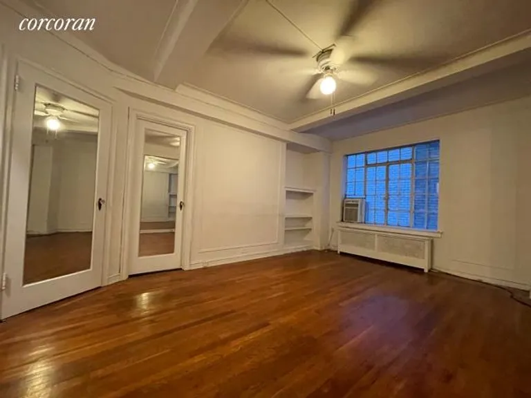 New York City Real Estate | View 227 East 57th Street, 4E | room 1 | View 2