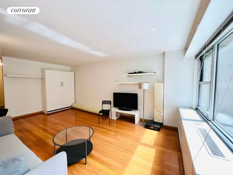 New York City Real Estate | View 77 West 55th Street, 7K | Living Room | View 2
