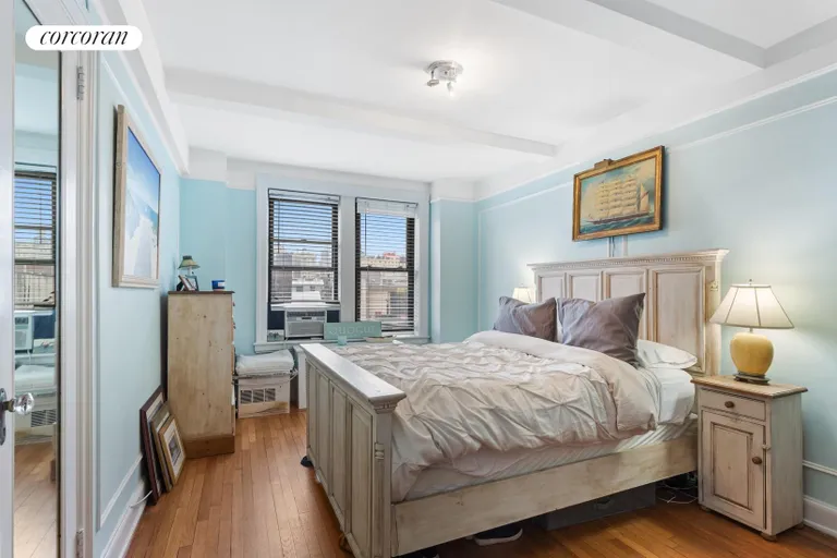 New York City Real Estate | View 41 West 72Nd Street, 7E | Bedroom | View 4