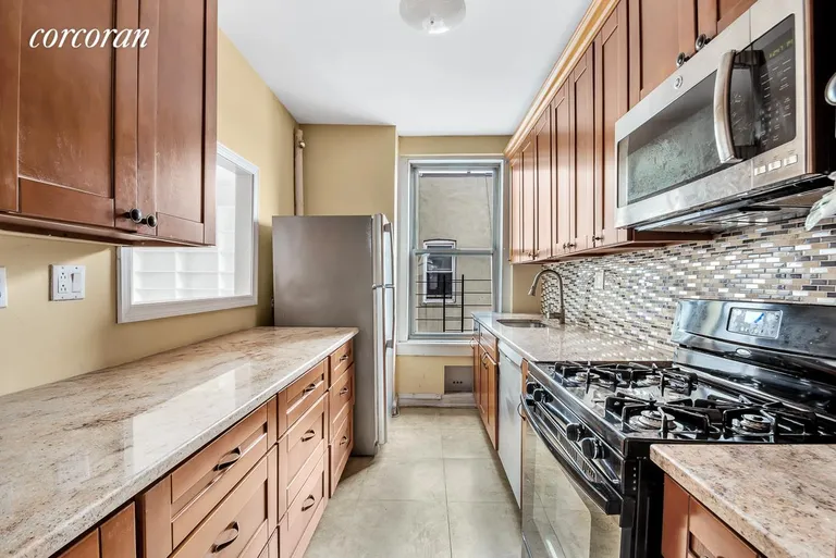 New York City Real Estate | View 550 Ft Washington Avenue, 5A | Kitchen | View 3