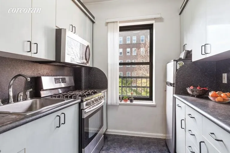 New York City Real Estate | View 283 East 5th Street, 3D | Kitchen | View 6