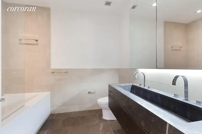 New York City Real Estate | View 140 West 22Nd Street, 3F | Full Bathroom | View 4