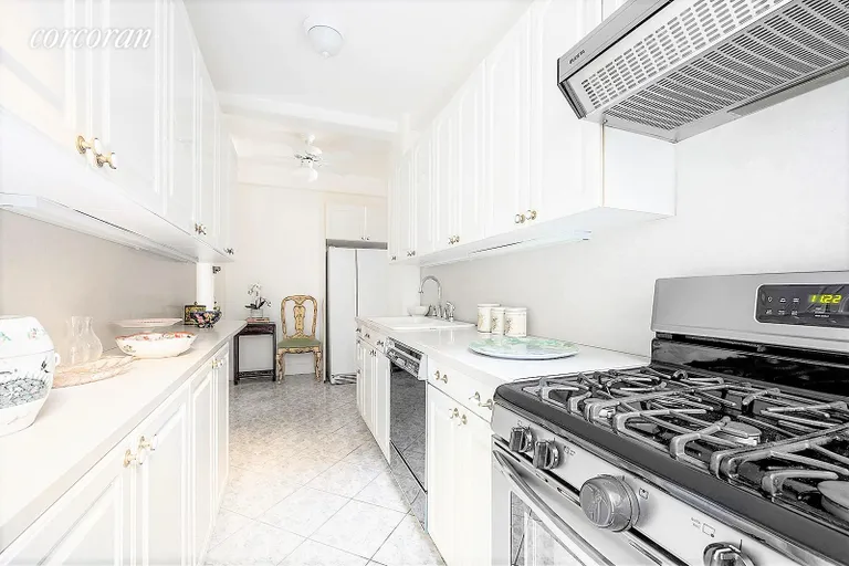 New York City Real Estate | View 135 Eastern Parkway, 4B | Kitchen | View 15