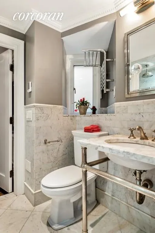 New York City Real Estate | View 170 East 78th Street, 3F | Windowed Bathroom | View 7