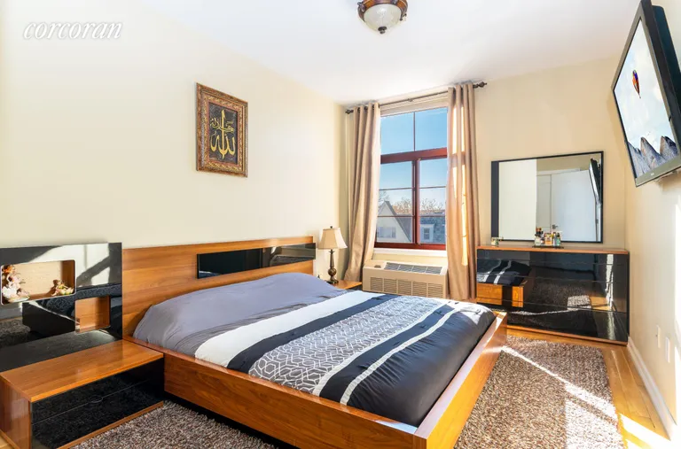New York City Real Estate | View 23-11 21st Avenue, 3J | room 4 | View 5