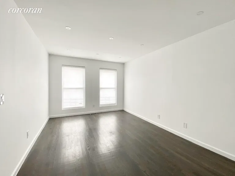 New York City Real Estate | View 151 Gates Avenue, B | Bedroom 1 | View 8