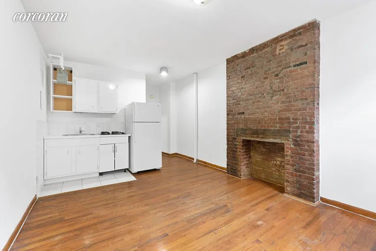 New York City Real Estate | View 136 Allen Street, 7 | room 1 | View 2