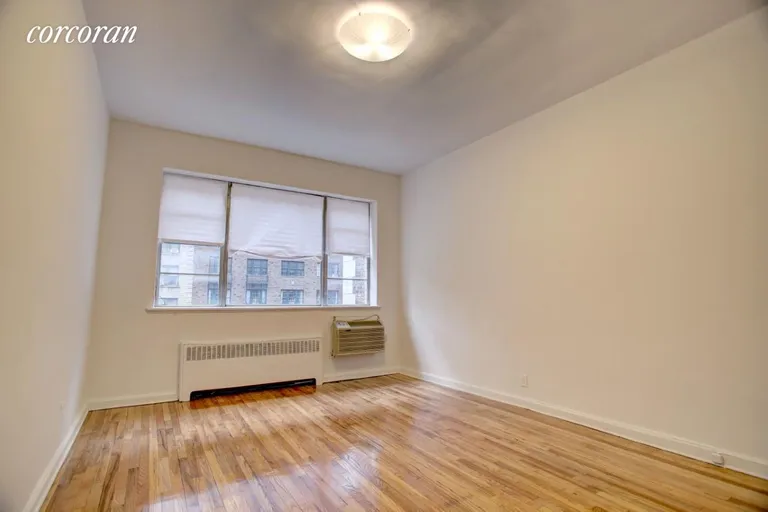New York City Real Estate | View 44 West 72Nd Street, 5A | 1 Bath | View 1